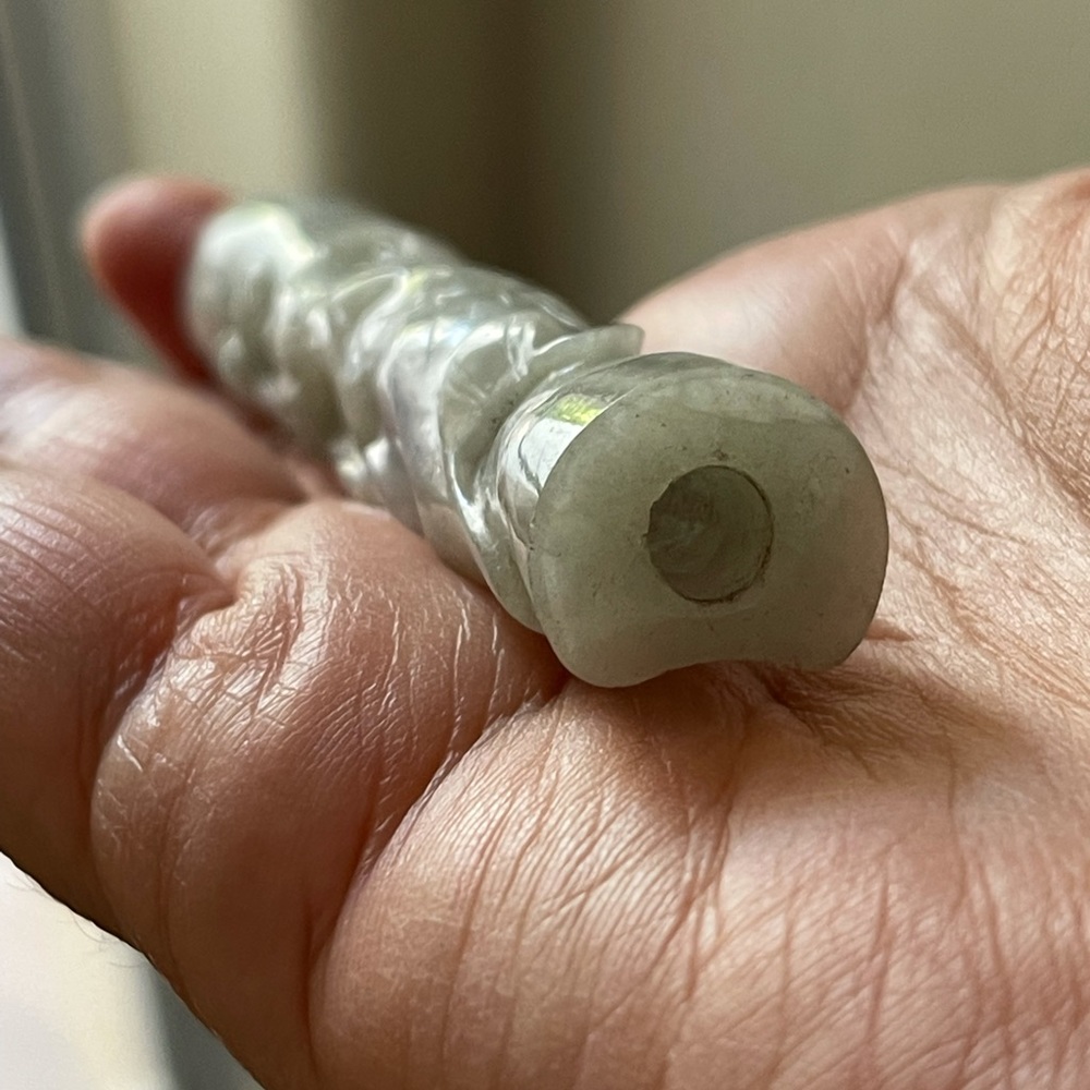 Natural jadeite jade carved ornament - Picture 8 of 10